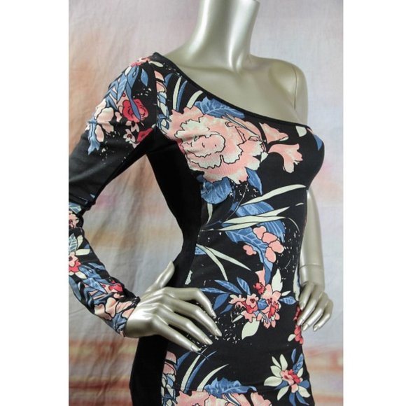 NWT MINKPINK Far East Black Floral One Shoulder Mini Dress M - Picture 3 of 6